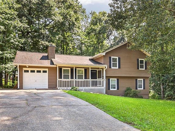 2nd image of 1501 Fieldrock Ct