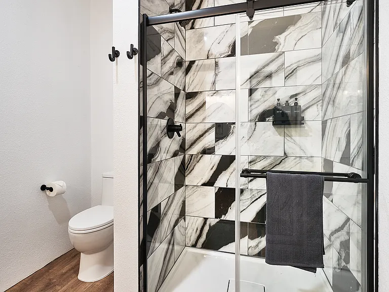 119 W Jewett Blvd #9 — Photo 8