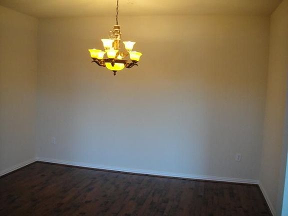 5th image of 2357 San Jacinto Dr