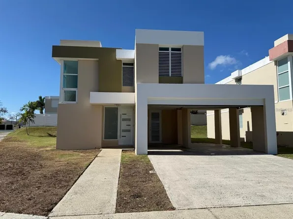 42 Calle Caoba, Juncos, PR 00777