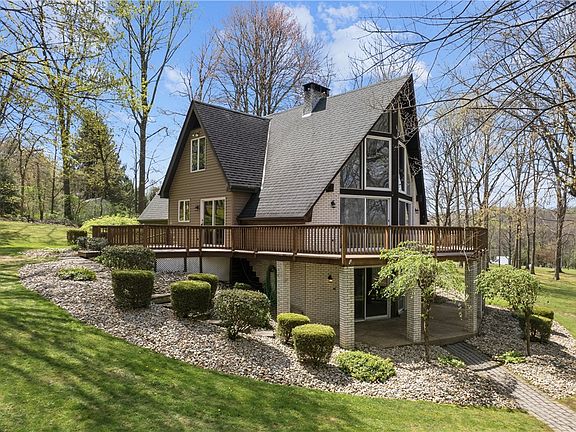5th image of 255 Claytonia Rd