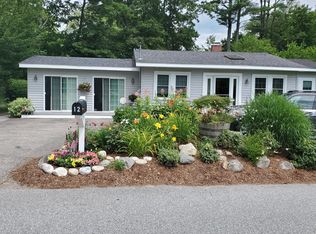 12 Moccasin Ln, Hampton, NH 03842