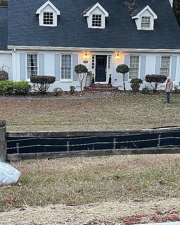 2nd image of 4335 Pineview Dr