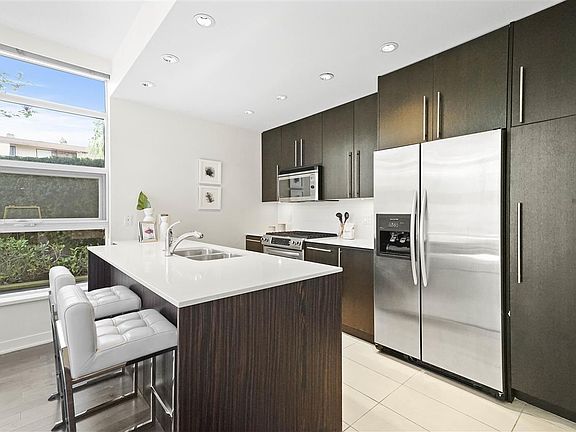 4th image of 1088 W 14th Ave #103