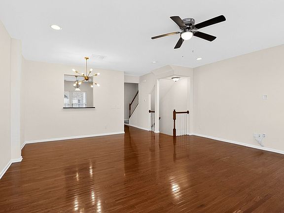 3rd image of 7749 Jackson Pond Dr