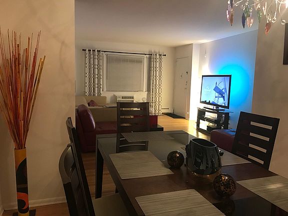 3rd image of 362 Claremont Ave