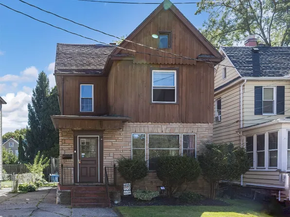 1113 W 7th St, Erie, PA 16502