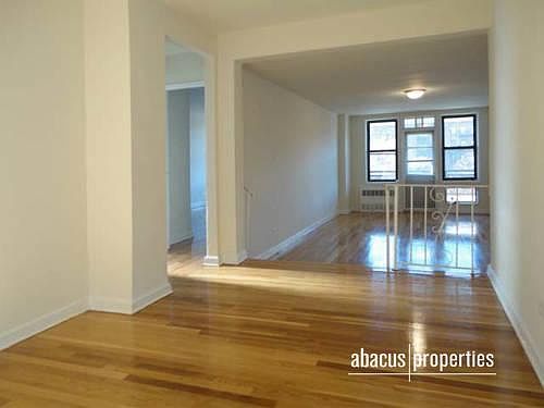 2nd image of 315 Ocean Pkwy APT 4D