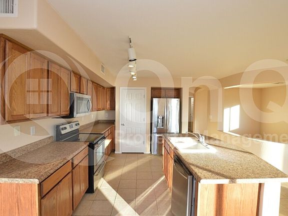 4th image of 1477 N Frederick Ln