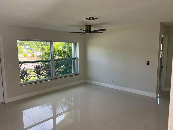 4th image of 3266 Florida Boulevard