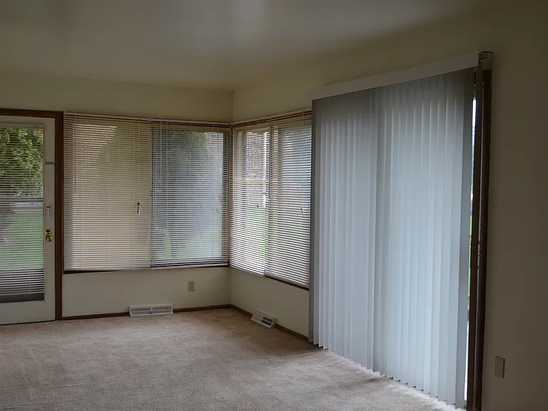 Windpoint Apartments — Photo 22