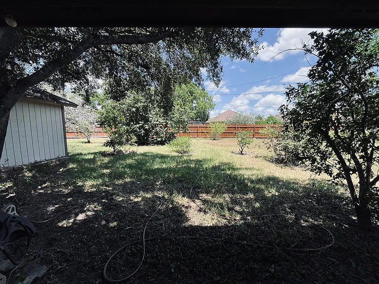 224 Pearl Dr — Photo 16
