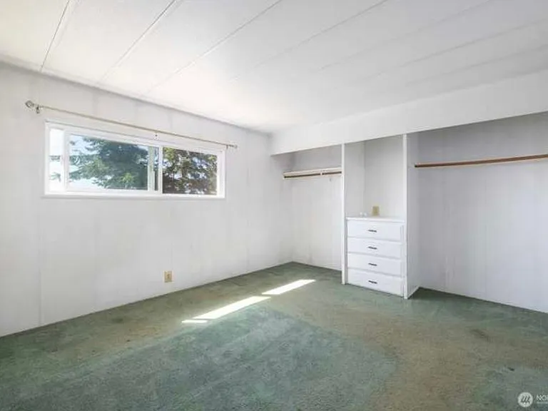 14860 Gibralter Rd — Photo 14