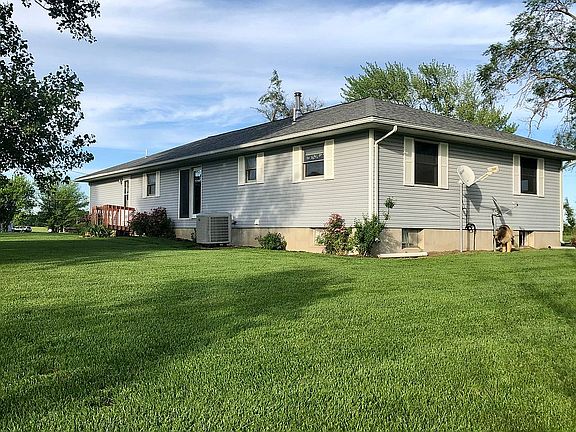 4th image of 30957 Cottonwood Ave