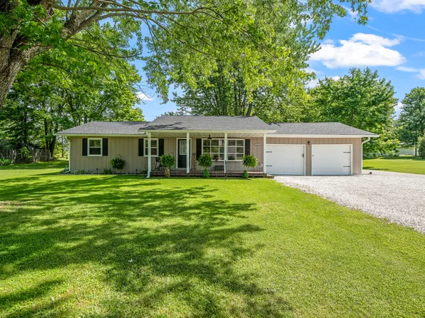 10685 E State Road 54, Bloomfield, IN 47424
