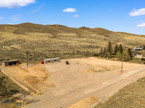 1320 Lovers Leap Rd, Dillon, MT 59725