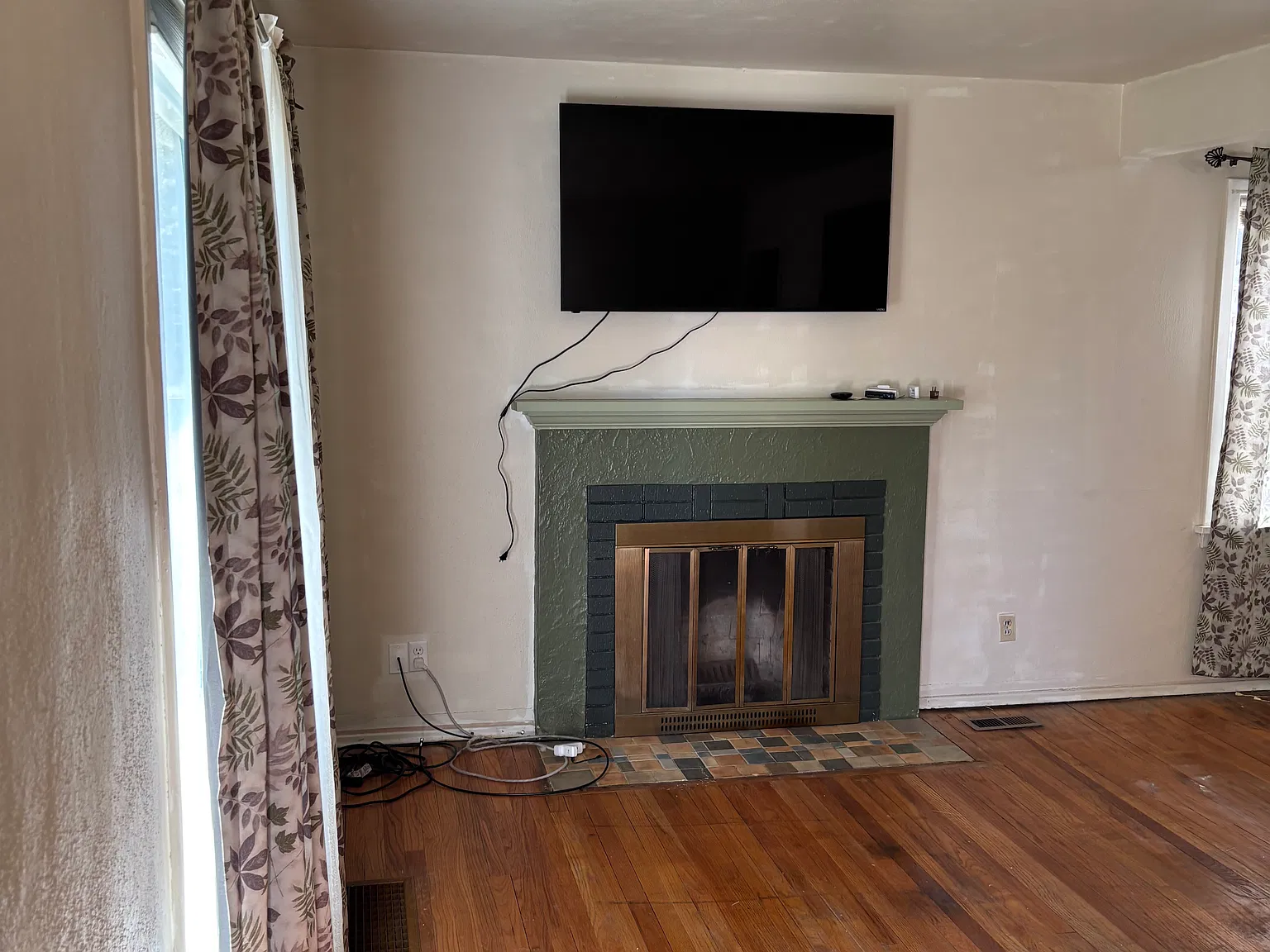 3 bed, 1500 sqft, $1,990 — Photo 4