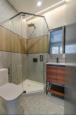 Rented by Brooklyn Group | media 7