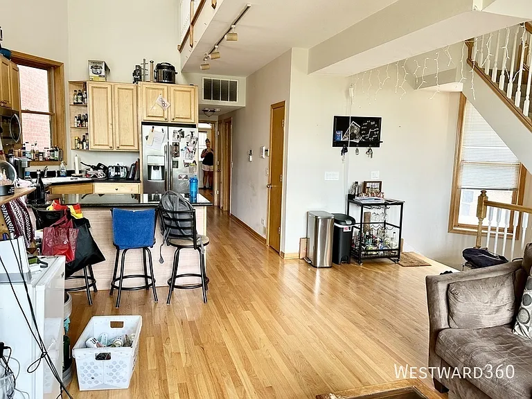 3311 N Seminary Ave #3F — Photo 4