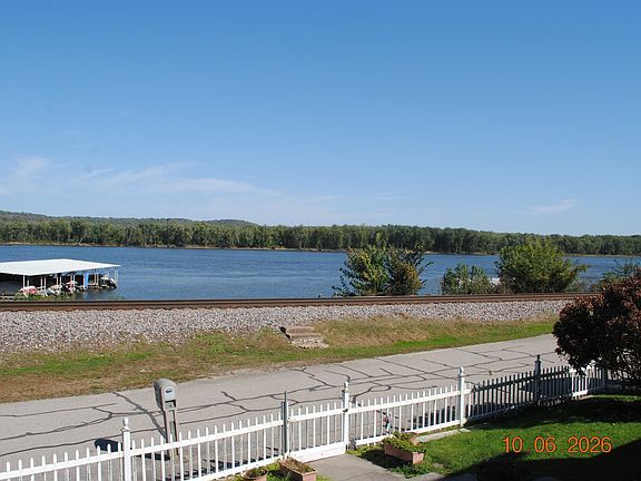 2nd image of 308 1st St