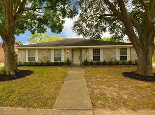 6223 Rollingbrook Dr, Houston, TX 77096