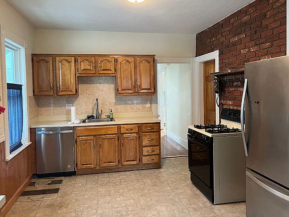 5th image of 14 Edward T Sullivan Rd #2