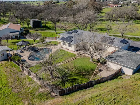 3290 Dry Creek Rd, Ione, CA 95640