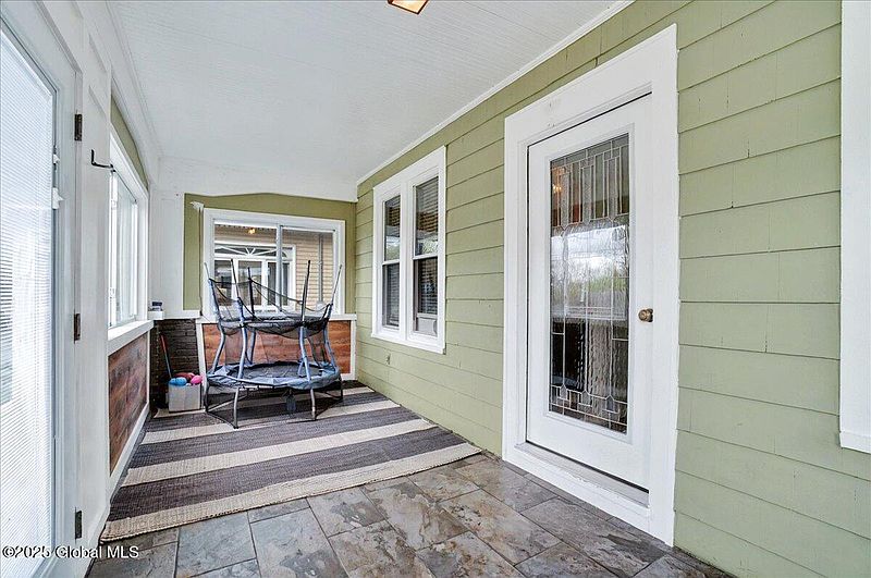 5th image of 1 Rankin Avenue