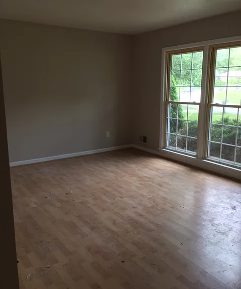 205 S Evergreen Rd — Photo 1