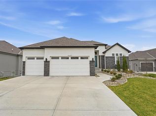 16657 S Tomashaw St, Olathe, KS 66062