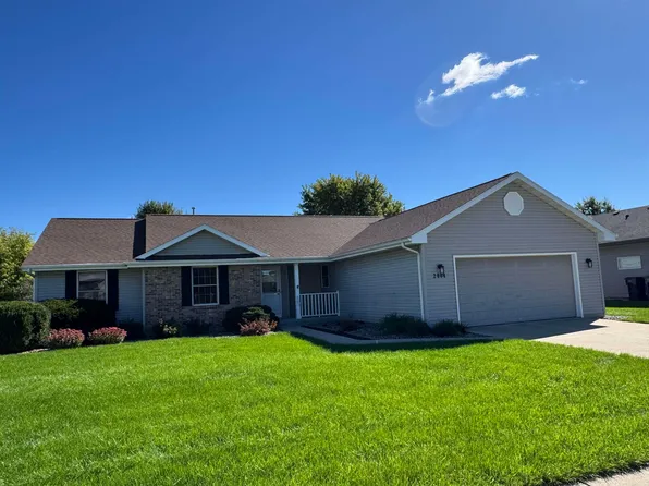 2804 Autumn Ln, Janesville, WI 53546
