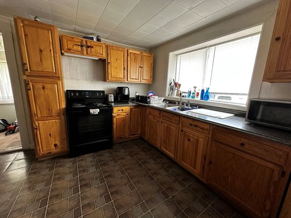 314B Terry Ave, Oak Hill, WV 25901
