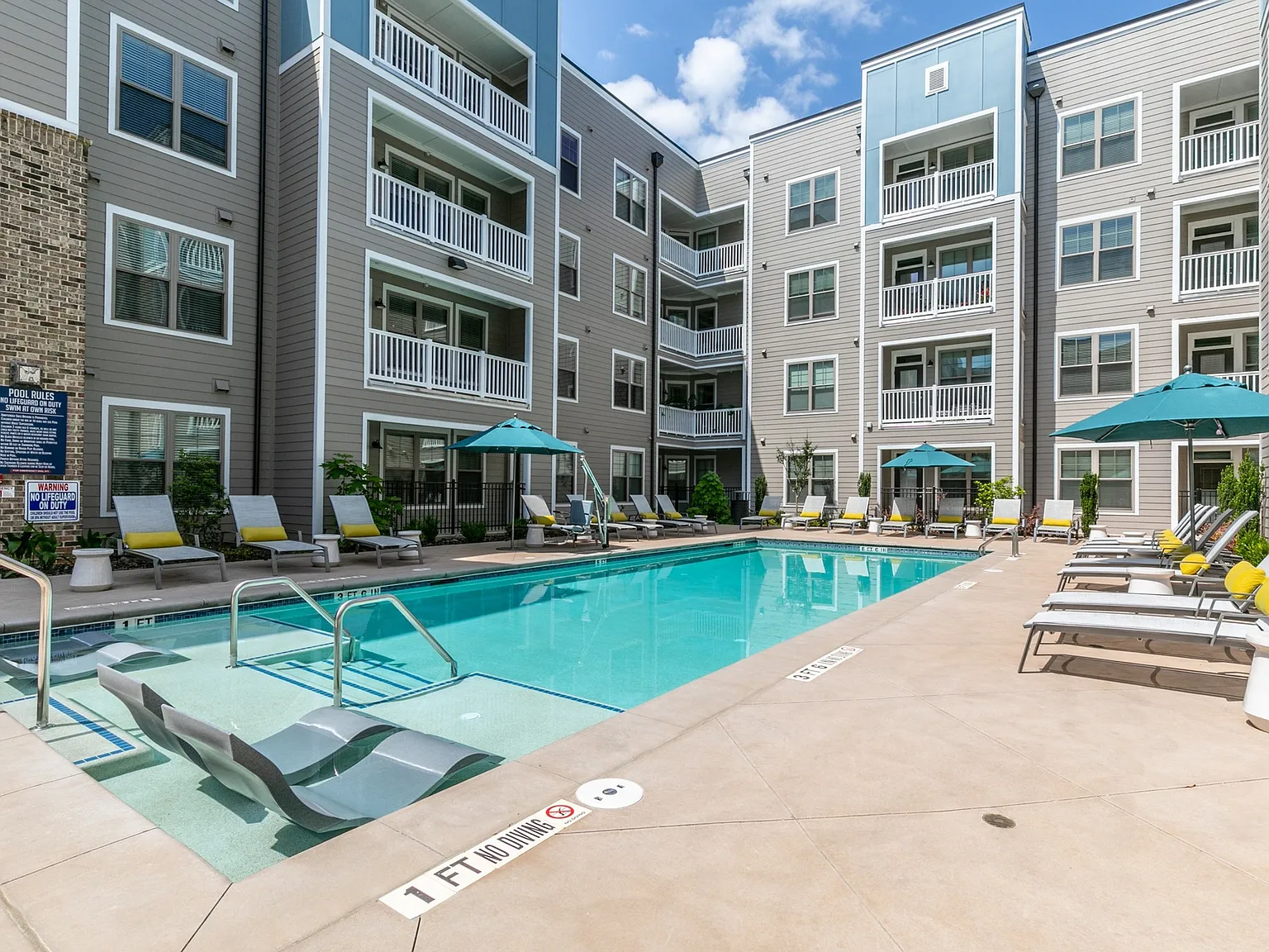 Annabelle on Main 55+ Active Adult Apartment Homes — Photo 3