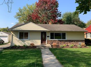 208 Fairview Blvd, Rockford, IL