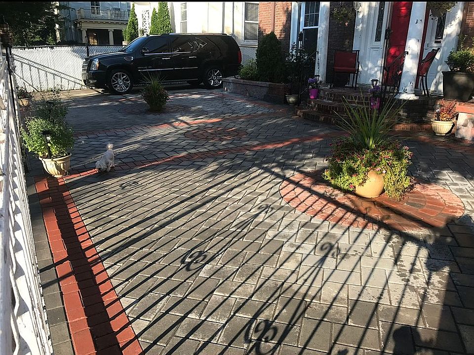 2nd image of 428 Ridge St #430