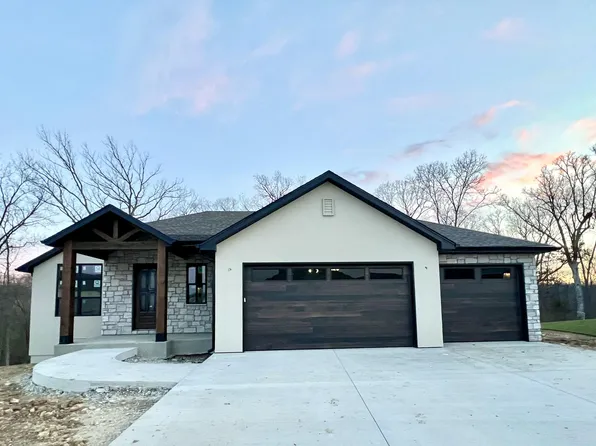 4300 Stone Mountain Pkwy, Columbia, MO 65201