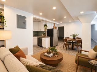 206 Calyer St #B1, Brooklyn, NY 11222
