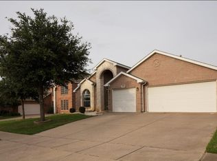 1504 Parkside Dr, Mansfield, TX 76063