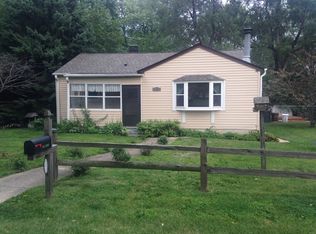 1321 Terrace Ave, Waukegan, IL 60085