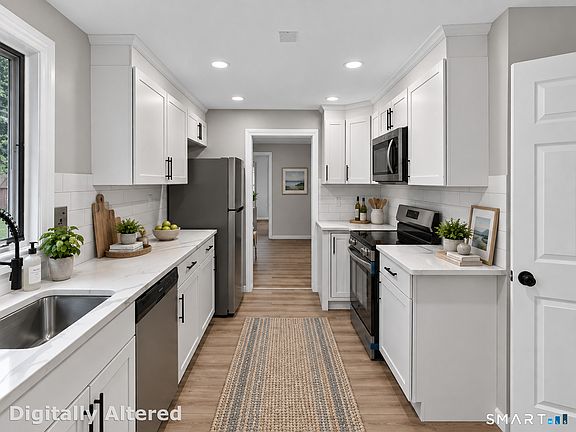 3rd image of 74 Pine Road