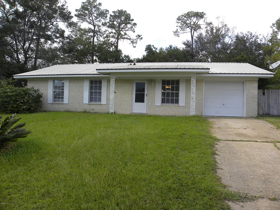 1st image of 529 Merigold Dr
