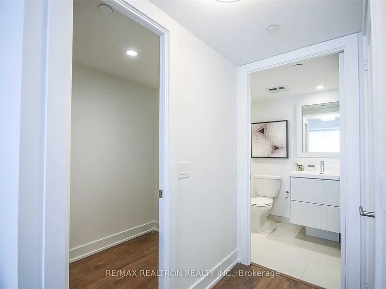 80 Vanauley St #Townhouse 121 — Photo 30