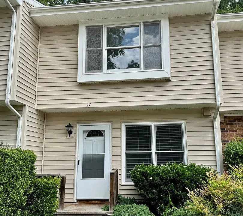 875 Martin Luther King Jr Blvd #17
