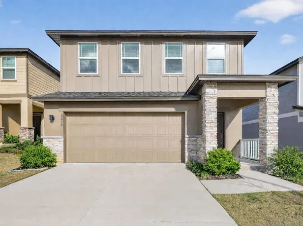 2216 Bear Peak Rd, Minneola, FL 34715