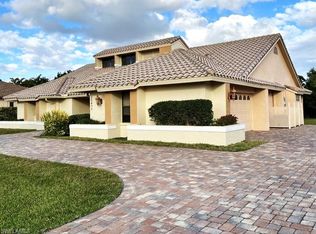 28432 Las Palmas Cir, Bonita Springs, FL 34135