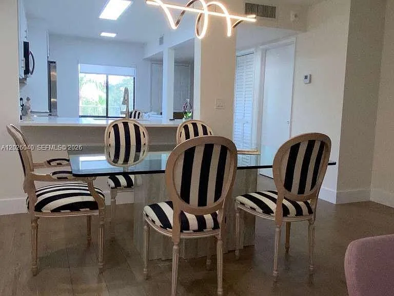7350 Kinghurst Dr #305 — Photo 4