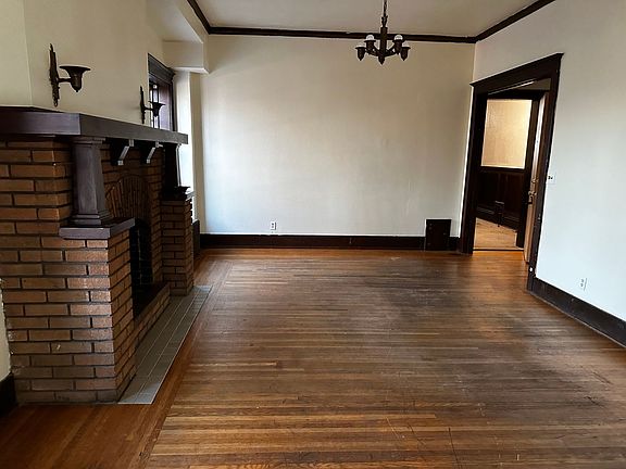 3rd image of 1 N Catlin St APT 201