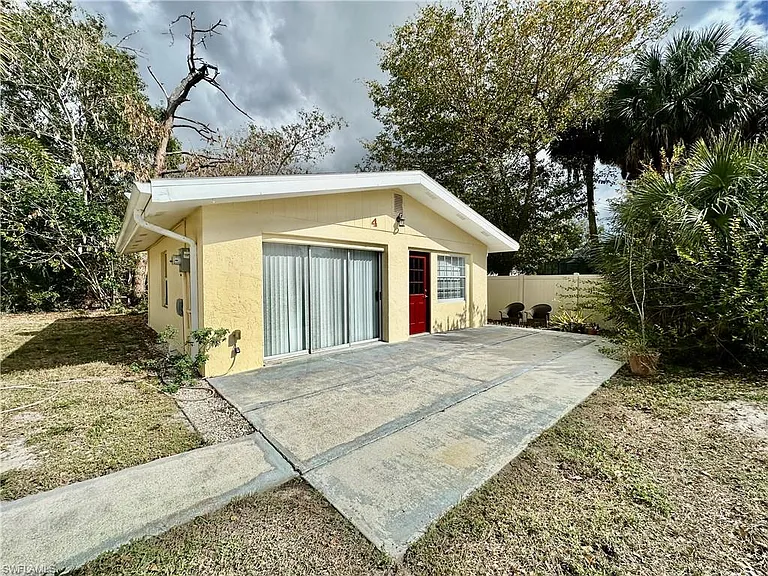 4241 Tarpon Ave #4 — Photo 1
