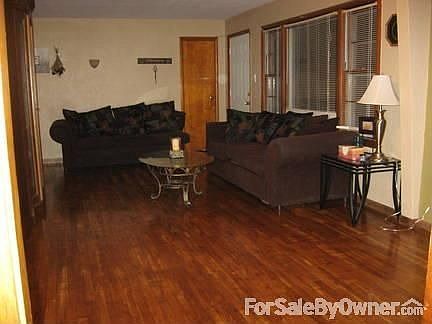4th image of 1212 Quincy St