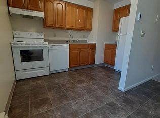 9 Alumni Ave APT 12, Providence, RI 02906